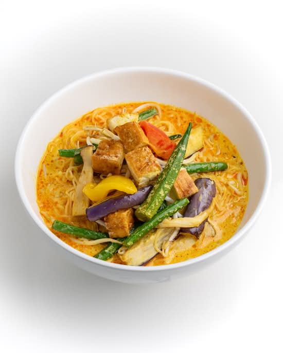 L2. Singapore Laksa with Mixed Vegetables 杂 菜 新 加 坡 叻 沙